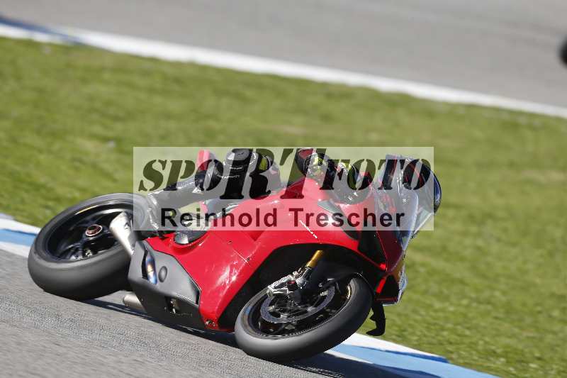 /Archiv-2025/02 28.-31.01.2025 Moto Center Thun Jerez/rot-red/62